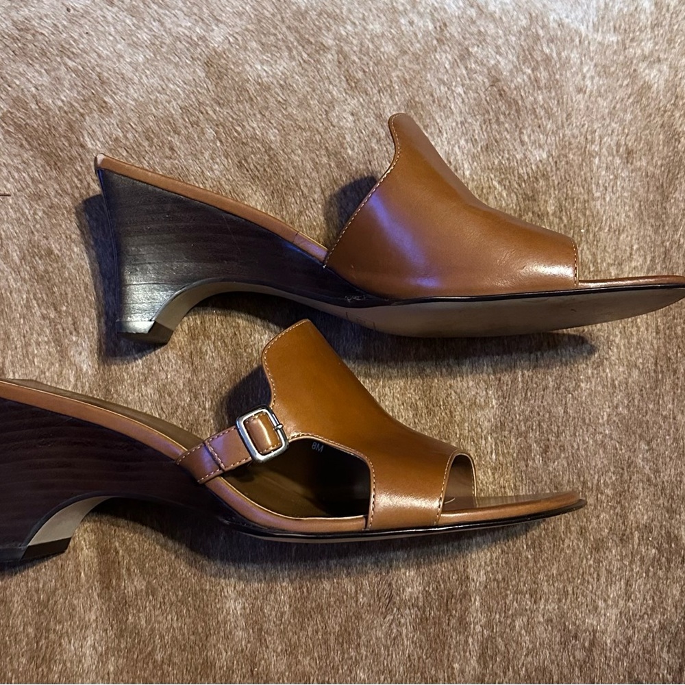 Harold’s Cognac Fine Leather Mid Heel Slide Sandals - Picture 4 of 6